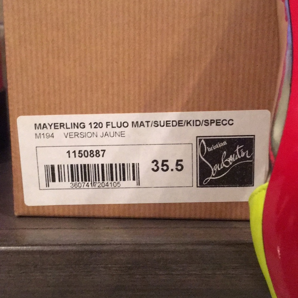 CHRISTIAN LOUBOUTIN Heels. - Picture 4 of 4